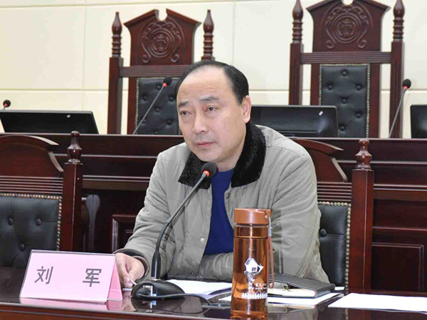 党组副书记、副院长刘军同志为全院干警党课教育作专题辅导.jpg
